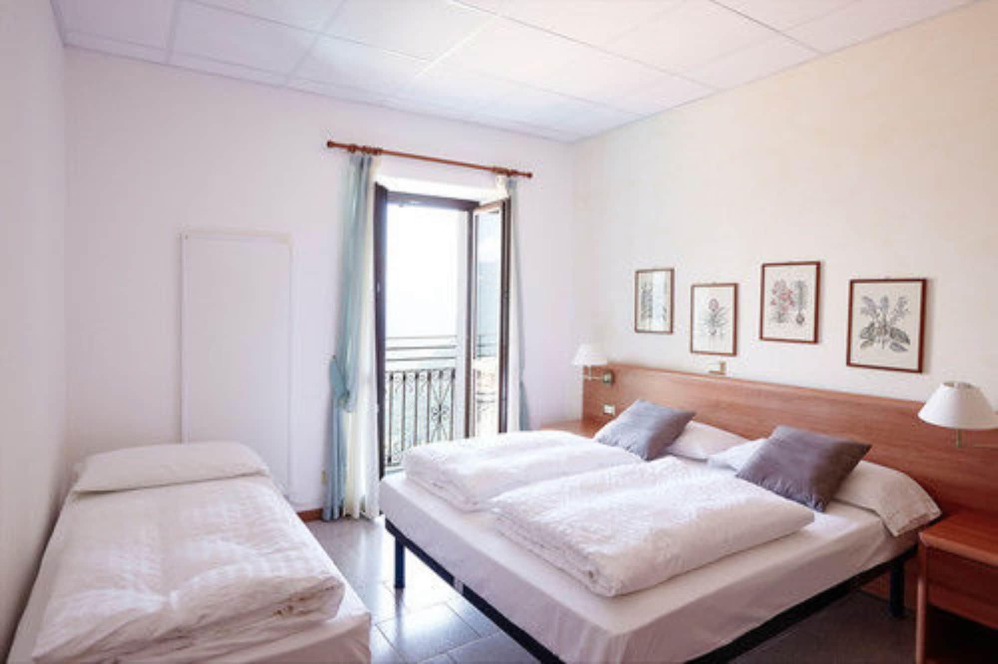 Hotel Paradiso Como Brunate Bagian luar foto